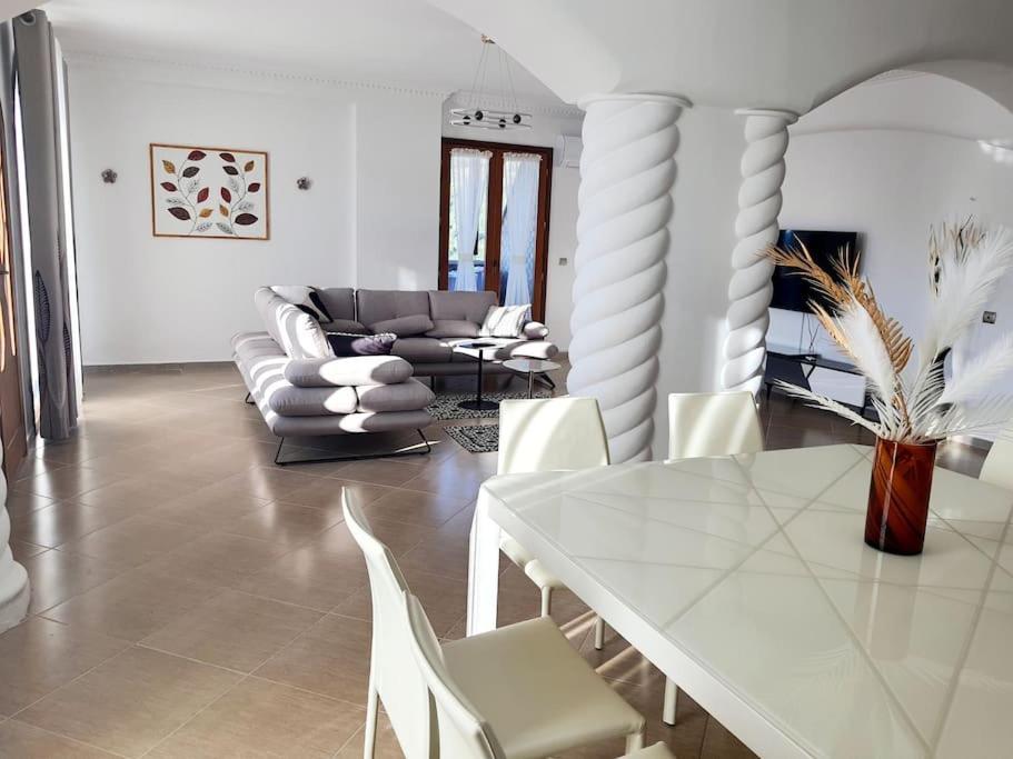 Magnolia Luxury Penthouse